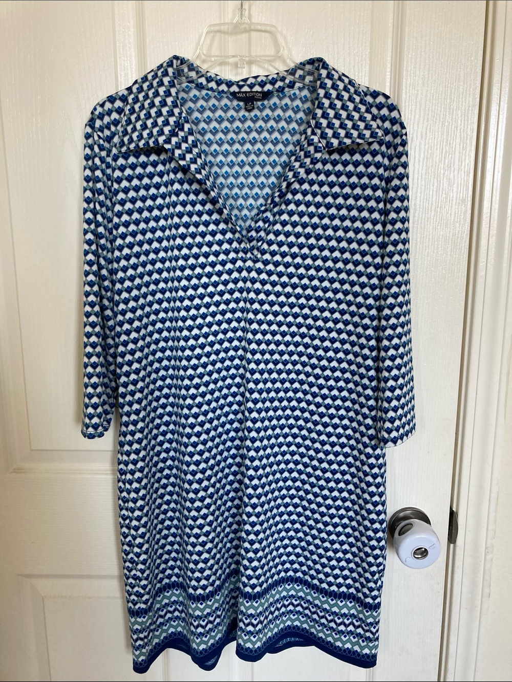 Max Edition Blue and White Geometric Collared dress